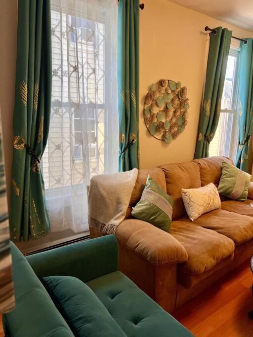 Your Home Away From Home - Jamaica Plain, Boston Ngoại thất bức ảnh